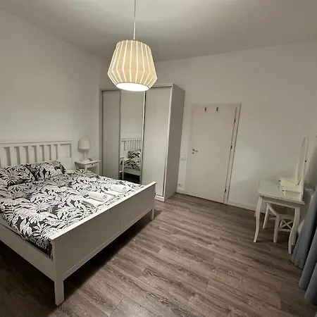 Appartement Luxury 2 Bdrm In Heart Of Town